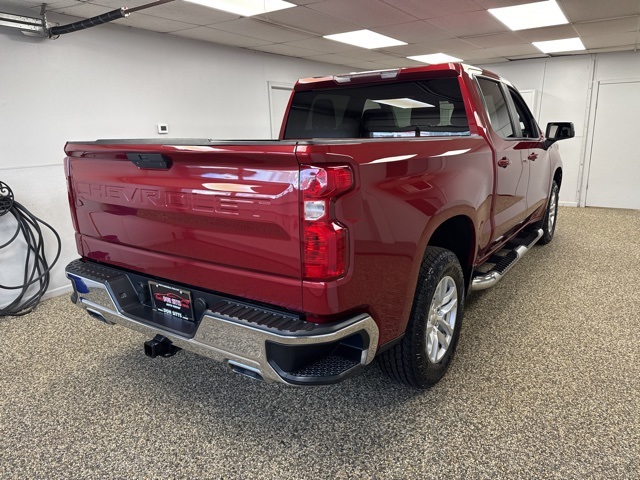 2019 Chevrolet Silverado 1500 LT photo 3