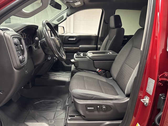2019 Chevrolet Silverado 1500 LT photo 6