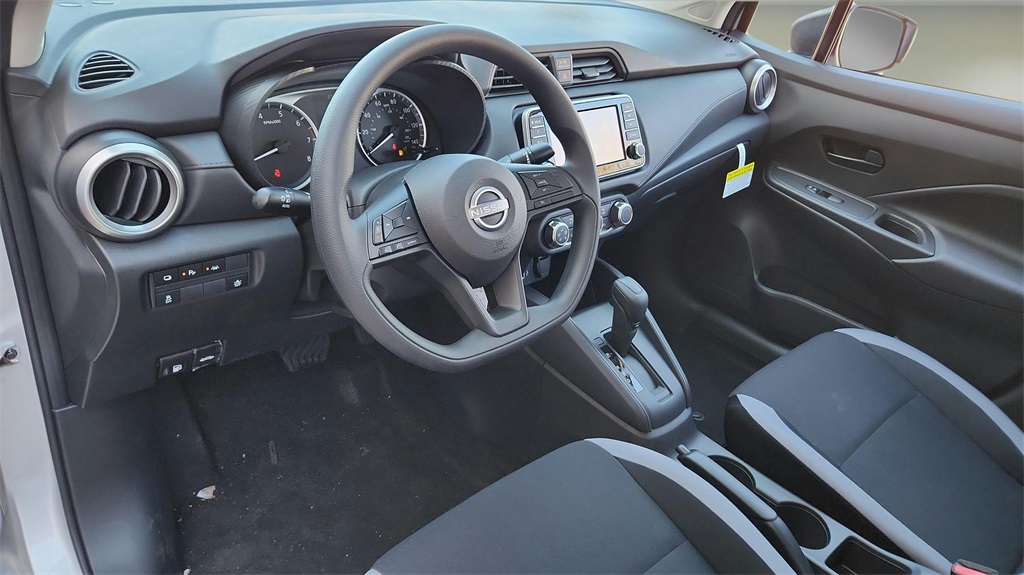 2025 Nissan Versa