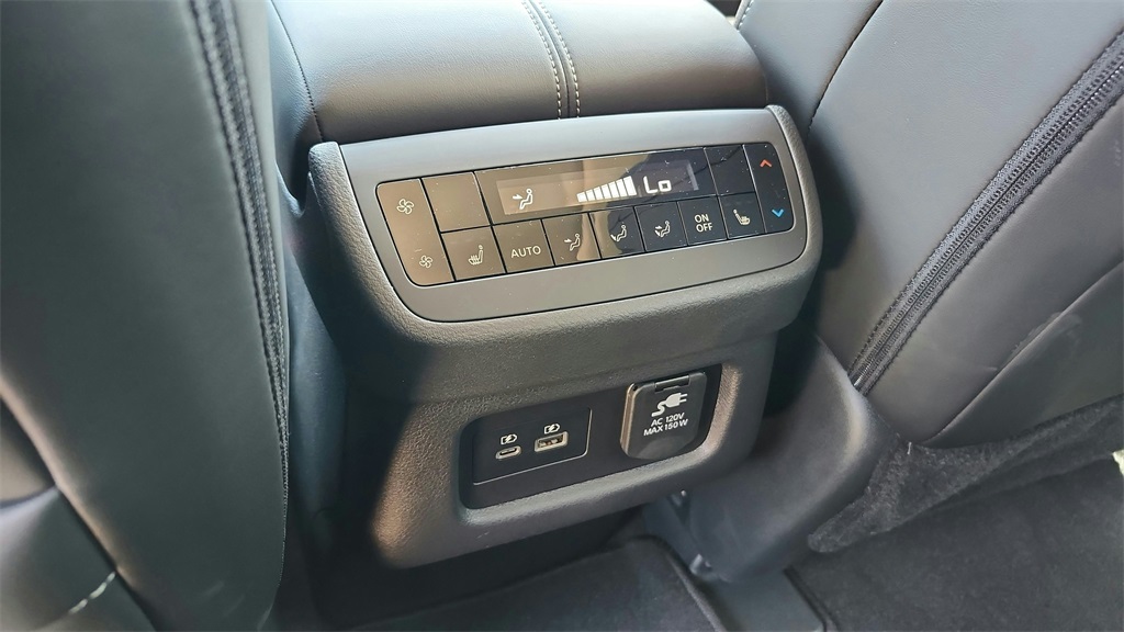 2025 Nissan Pathfinder