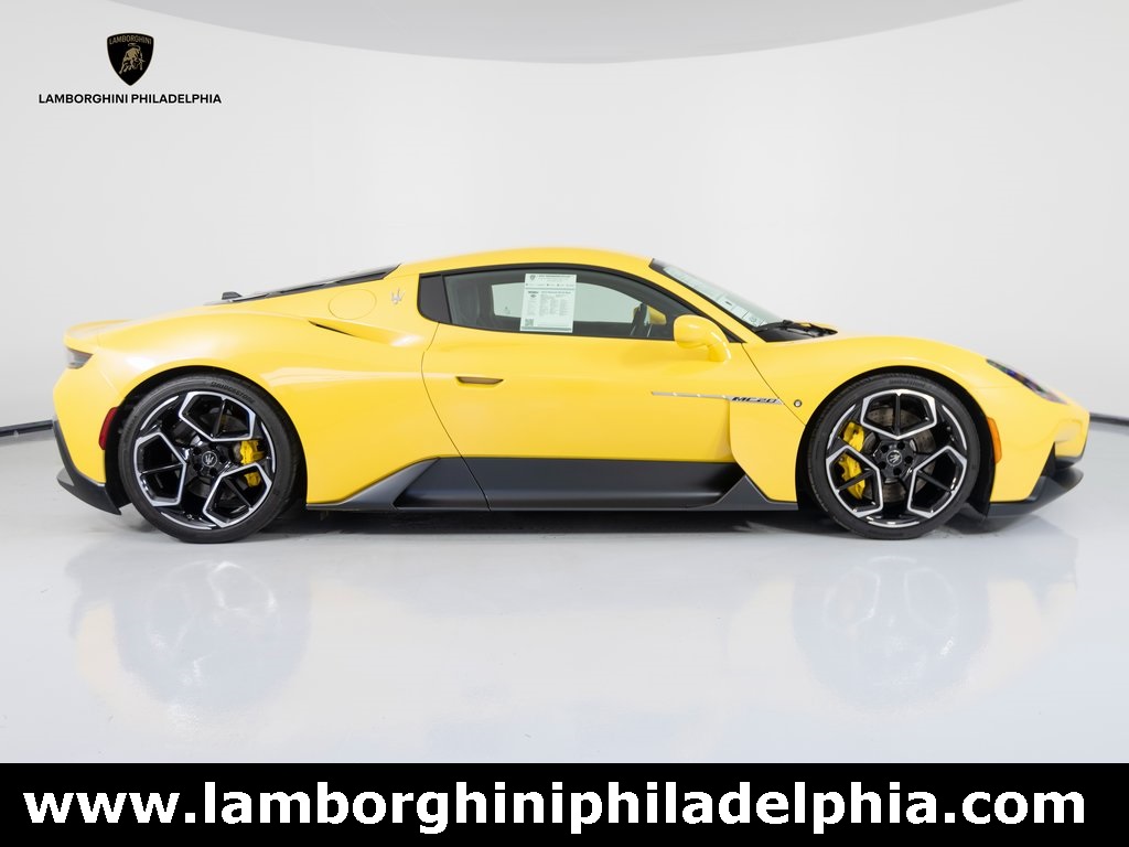 2023 Maserati MC20 Base Coupe photo 4