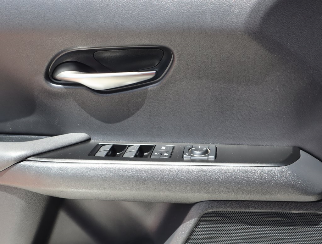 Thumbnail: 2020 Lexus UX - 22