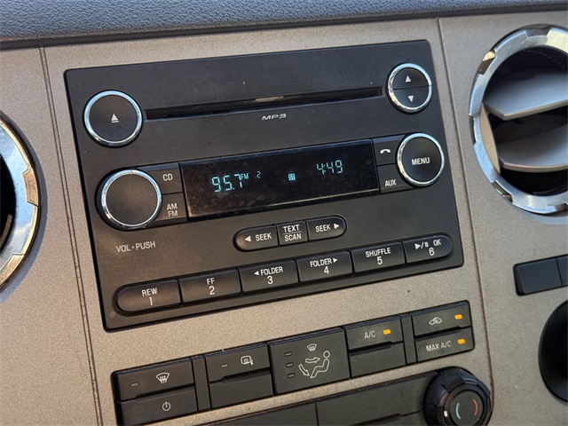 2015 Ford F-250SD XLT White at Emmons Autoplex