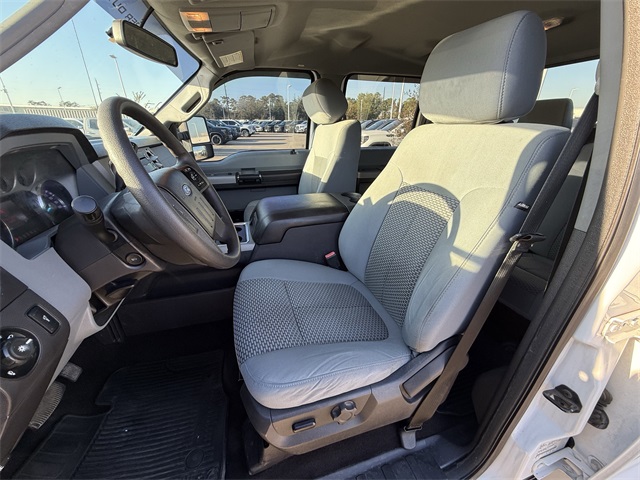 2015 Ford F-250SD XLT White at Emmons Autoplex