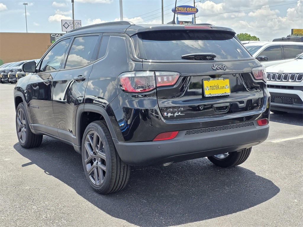 2025 Jeep Compass Limited Black at Mac Haik CDJR North Houston