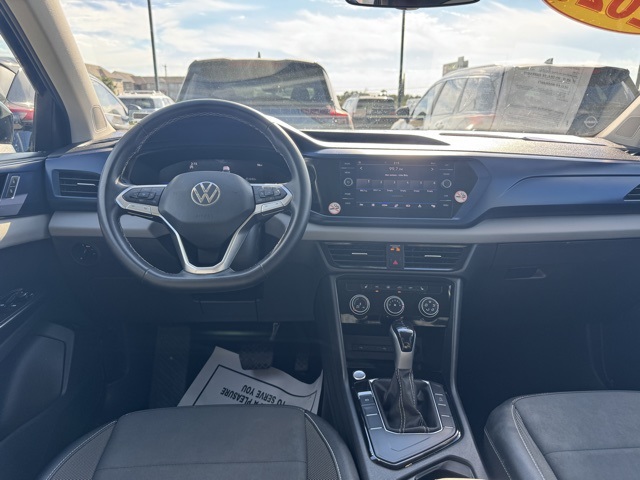 2023 Volkswagen Taos SE photo 4