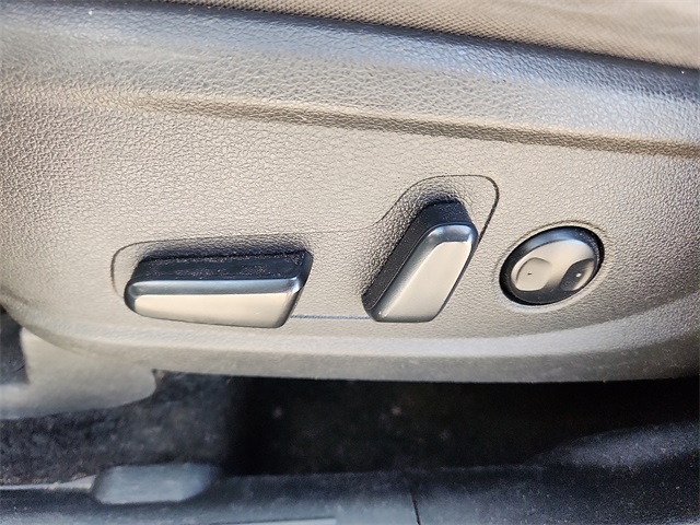 Used Car 2023 Hyundai Santa Fe  Sel For Sale Under $25,000 In Plainview, Texas