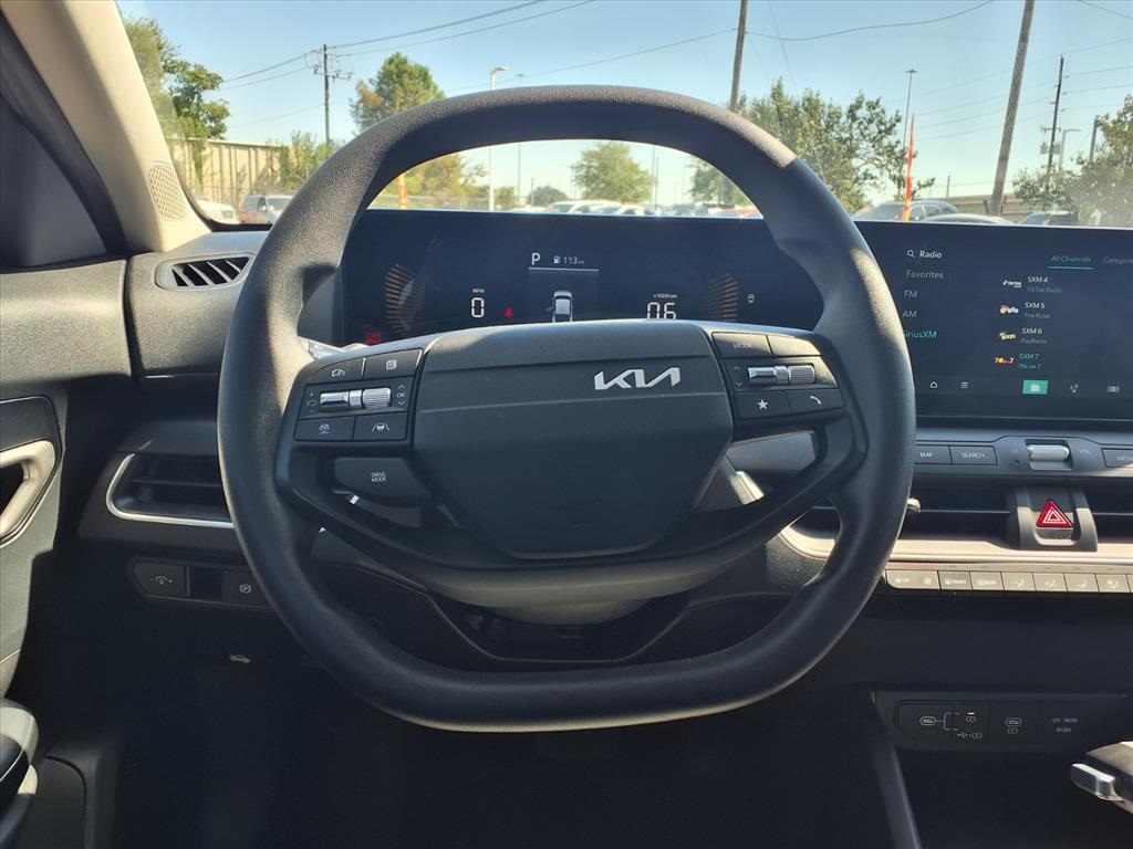 2025 Kia K4 LXS - 11