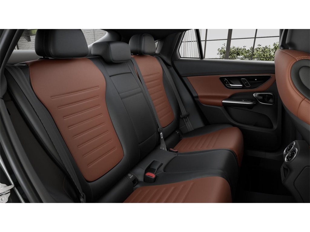 2026 Mercedes Benz GLC 43 AMG photo 5