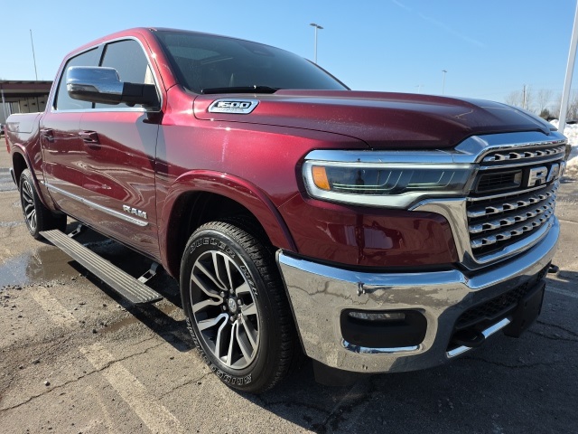 2025 RAM 1500 Limited Crew Cab 4WD