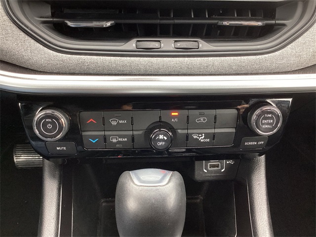 Used Car 2024 Jeep Compass  Latitude For Sale Under $20,000 In San Antonio, Texas