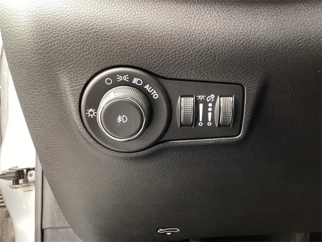 Used Car 2024 Jeep Compass  Latitude For Sale Under $20,000 In San Antonio, Texas