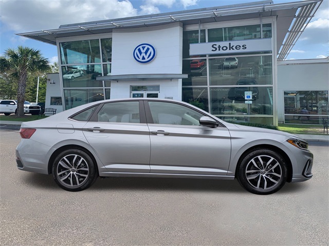 2025 Volkswagen Jetta 1.5T SE - 2