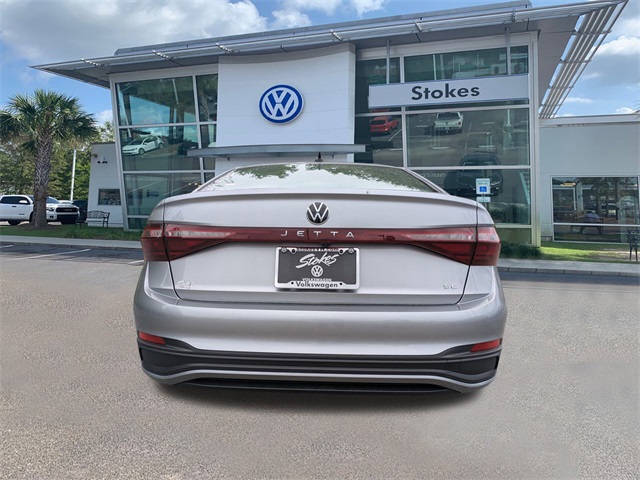 2025 Volkswagen Jetta 1.5T SE - 4