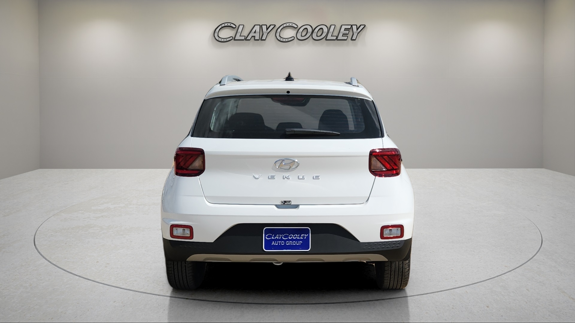 2025 Hyundai Venue SEL photo 4