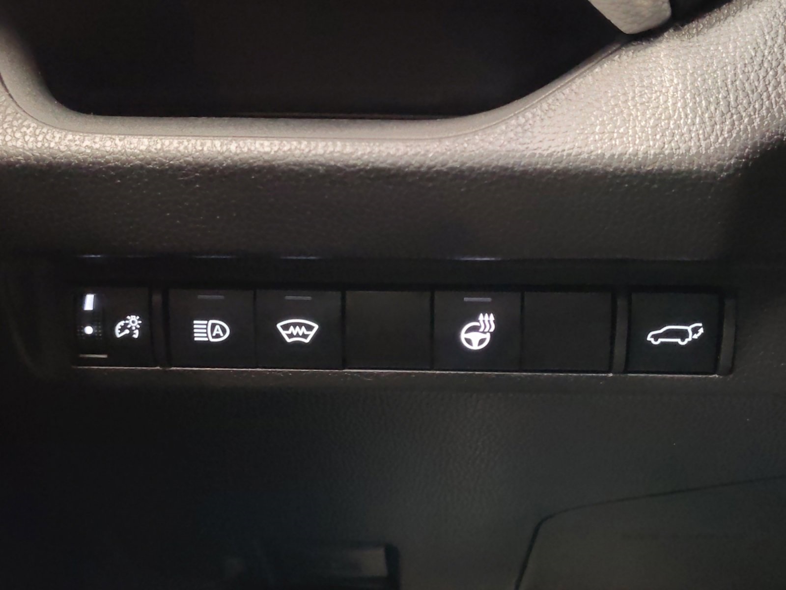 Used Car 2025 Toyota Rav4  Xle Premium For Sale Under $35,000 In San Antonio, Texas