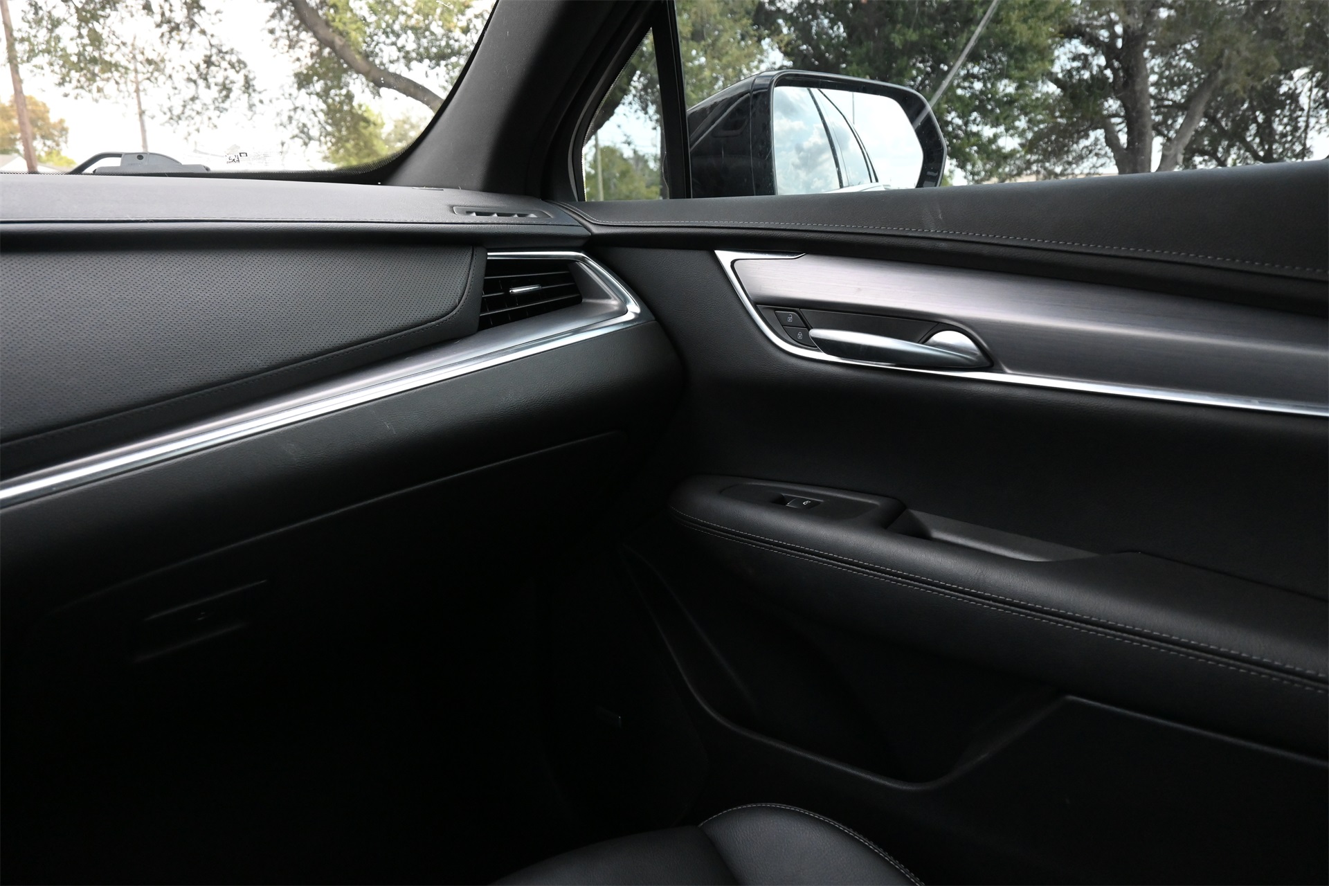 2024 Cadillac XT5 Luxury Black at Bayway Cadillac Southwest