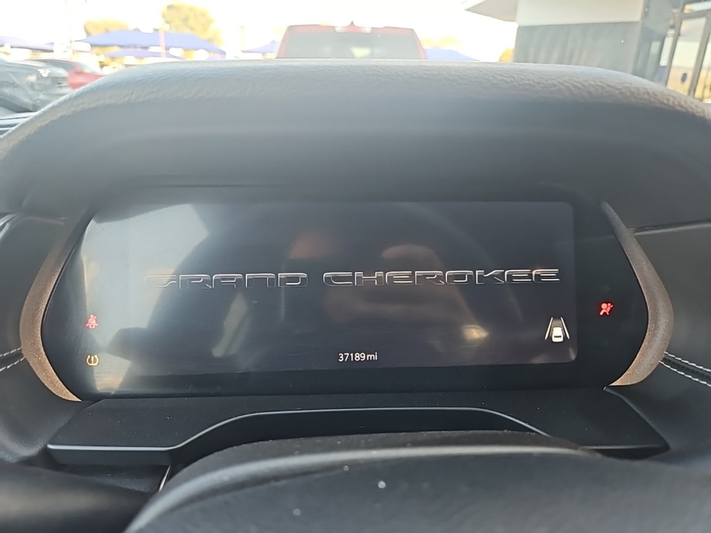 Used Car 2023 Jeep Grand Cherokee  Altitude For Sale Under $30,000 In San Marcos, Texas