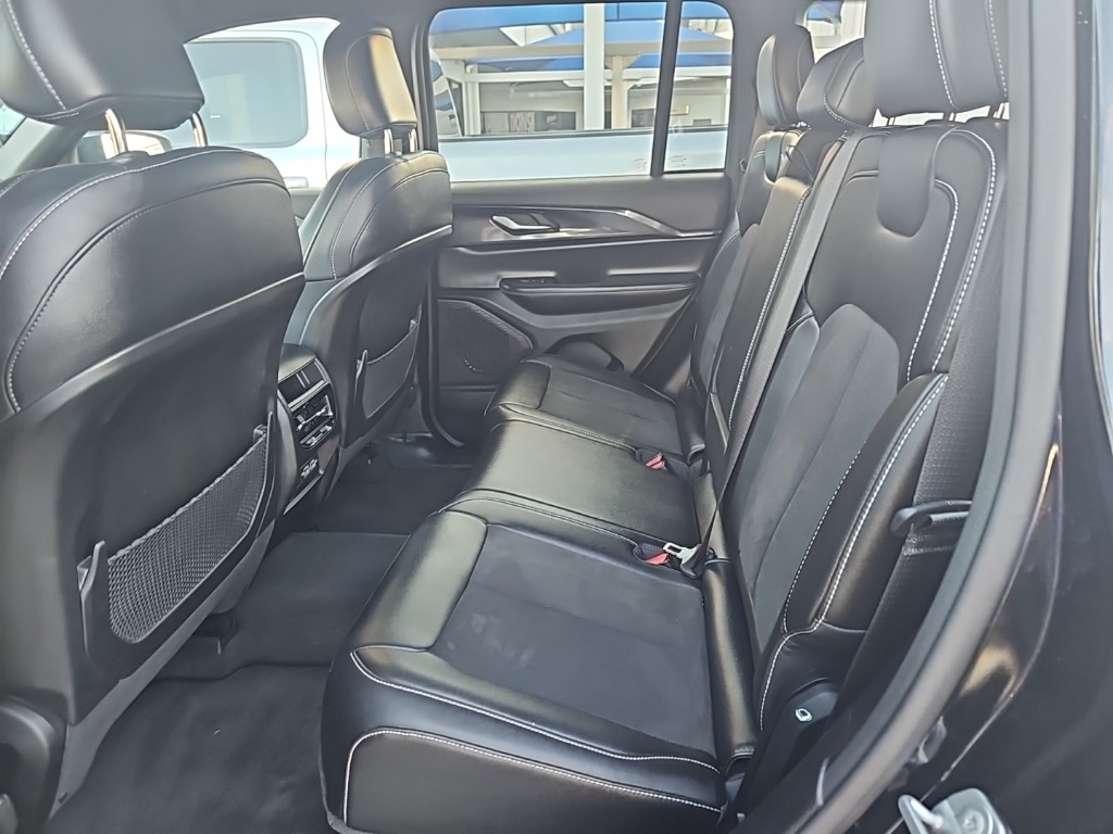 Used Car 2023 Jeep Grand Cherokee  Altitude For Sale Under $30,000 In San Marcos, Texas