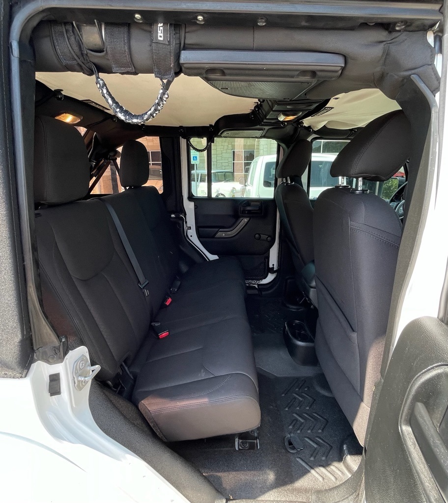 2016 Jeep Wrangler Unlimited Sport White at Autostrade