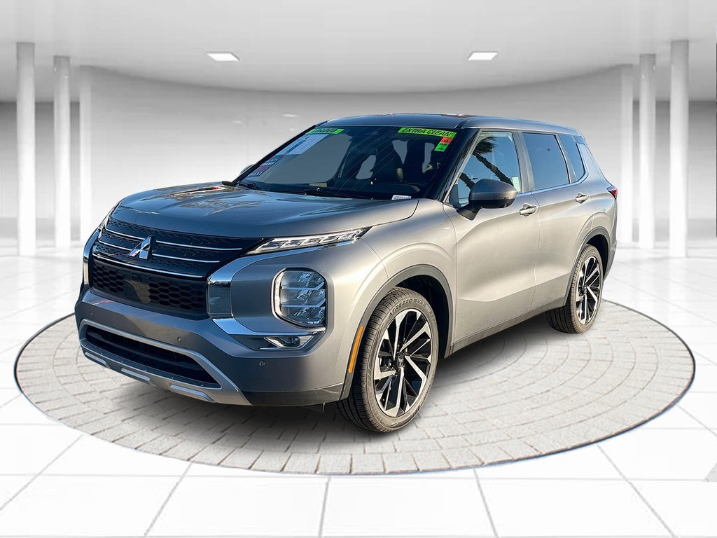 2024 Mitsubishi Outlander SE Black Edition