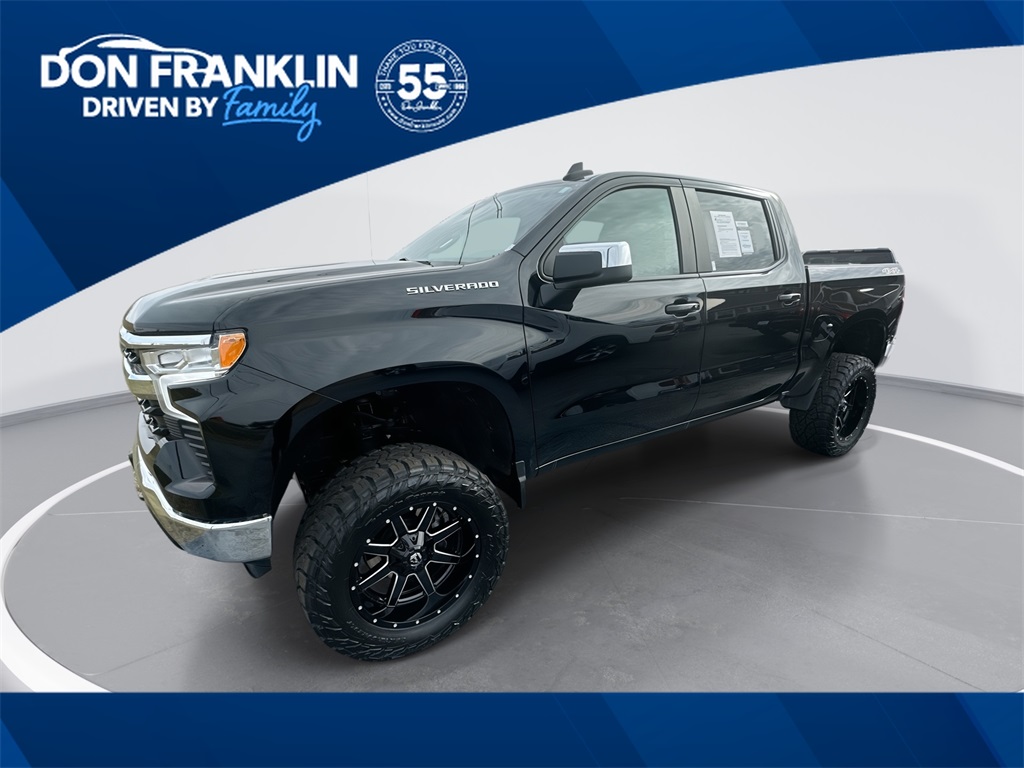 2025 Chevrolet Silverado 1500 LT Crew Cab 4WD