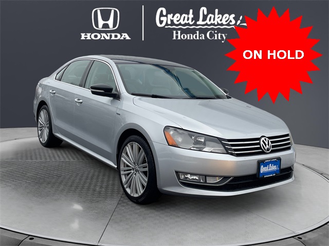 2015 Volkswagen Passat 1.8T SE FWD