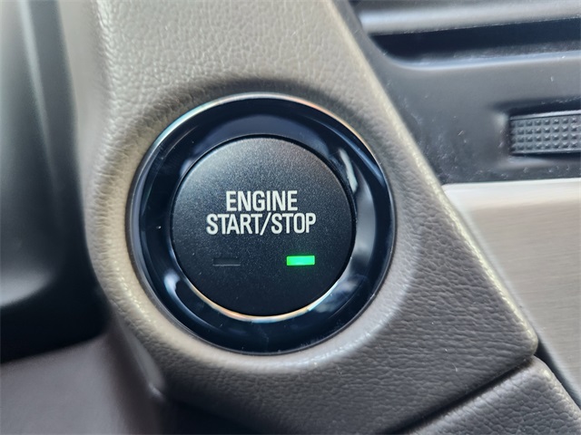 2020 GMC Yukon Denali White at Legacy Ford