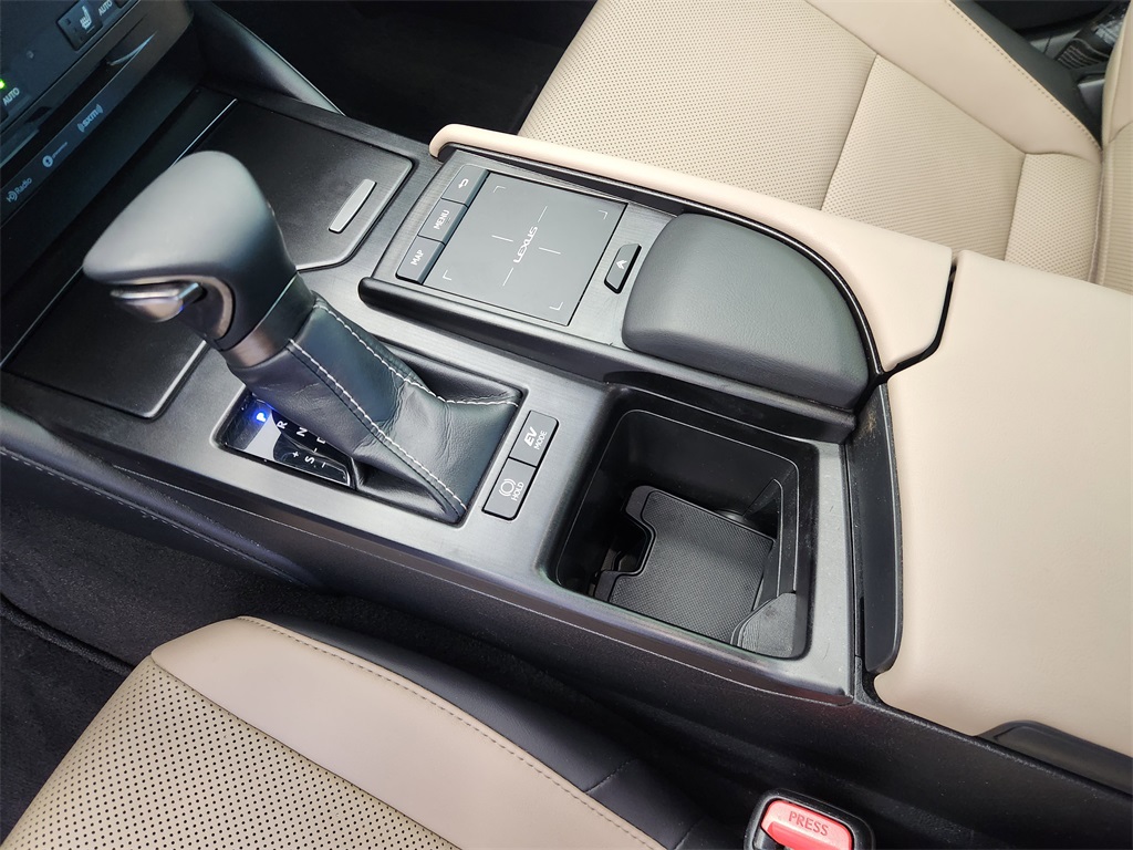 2019 Lexus ES 300h White at Westside Lexus