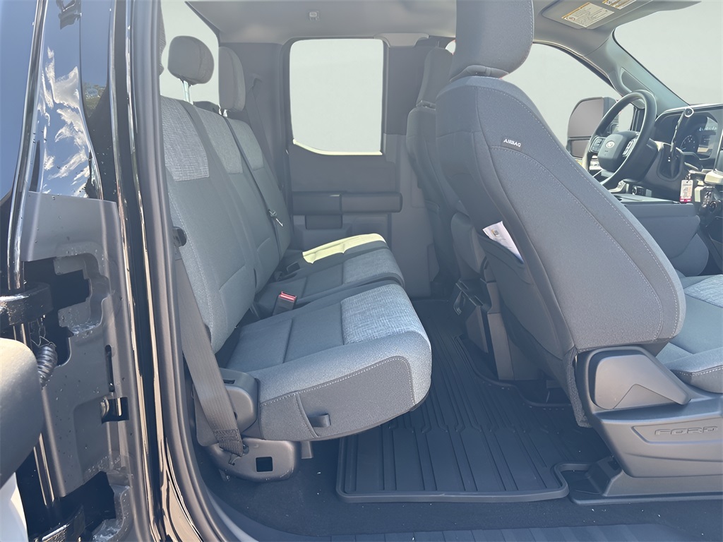 2025 Ford F-350SD