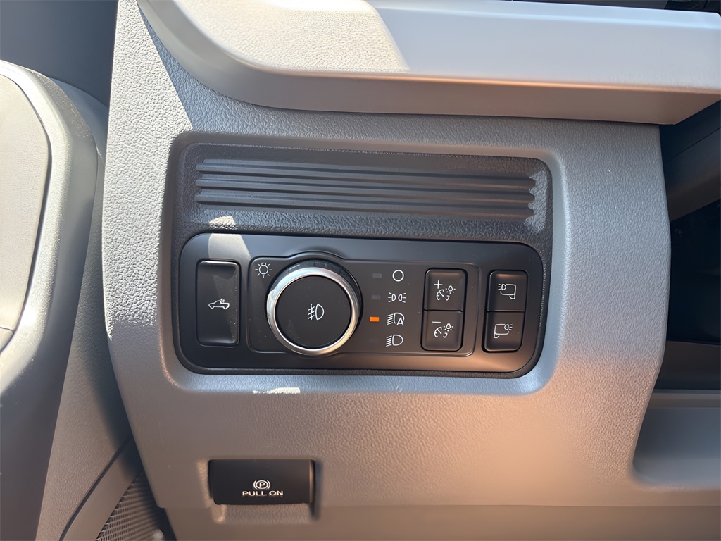 2025 Ford F-350SD