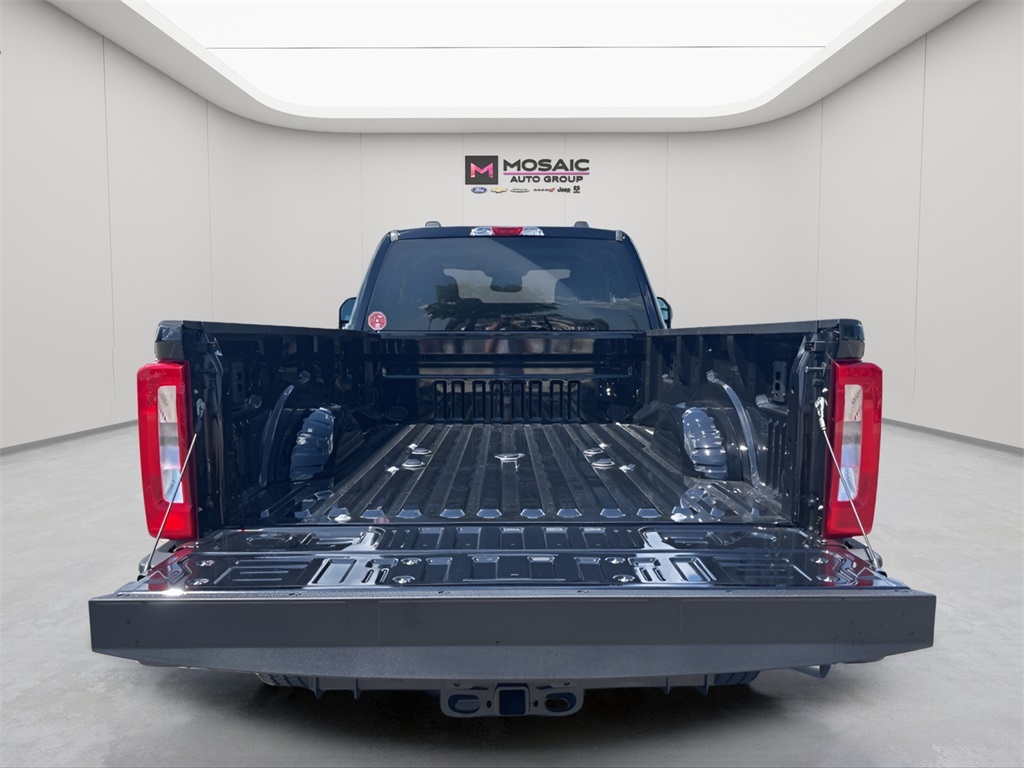 2025 Ford F-350SD