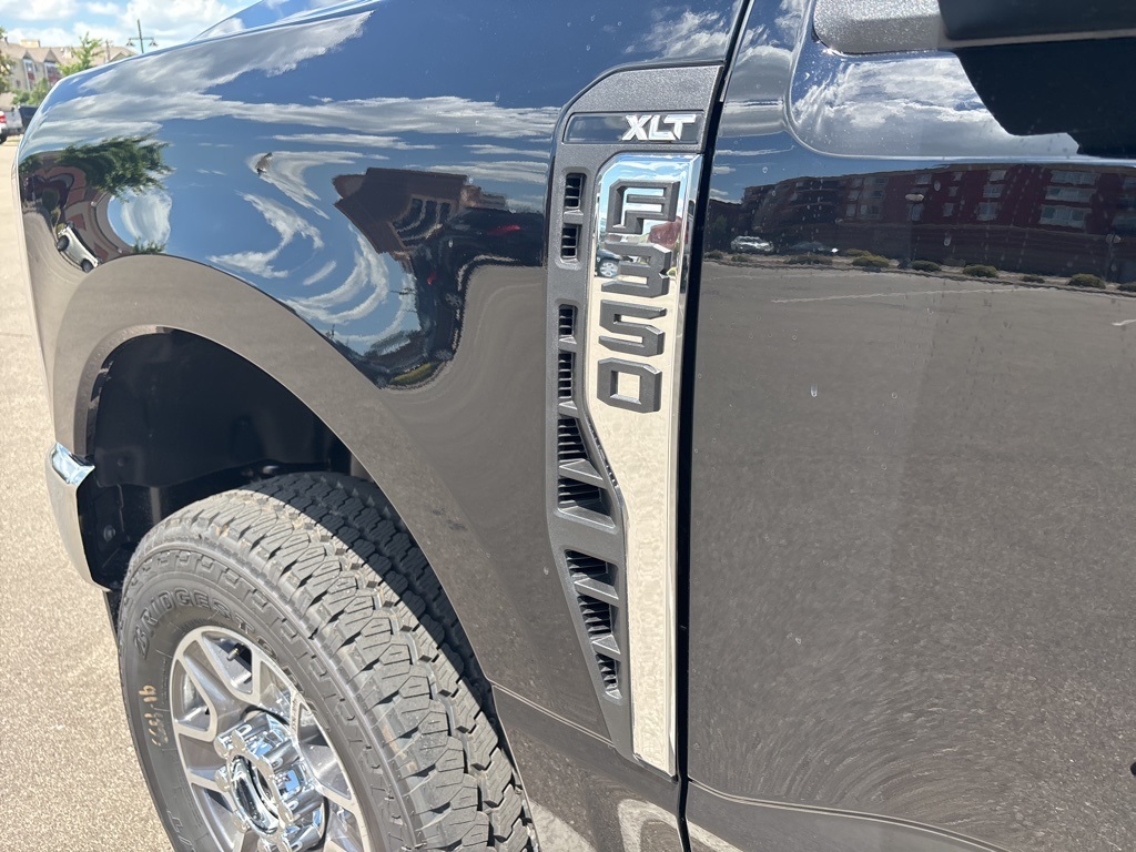 2025 Ford F-350SD
