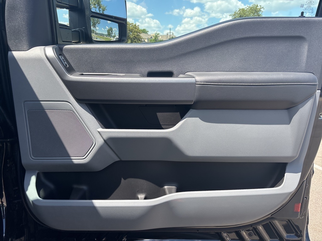 2025 Ford F-350SD