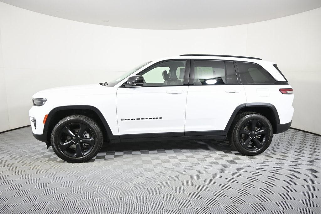 Used 2023 Jeep Grand Cherokee Limited with VIN 1C4RJHBG5PC579251 for sale in Forest Lake, Minnesota