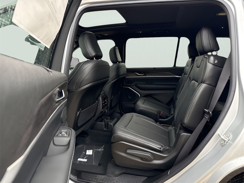 2025 Jeep Grand Cherokee L