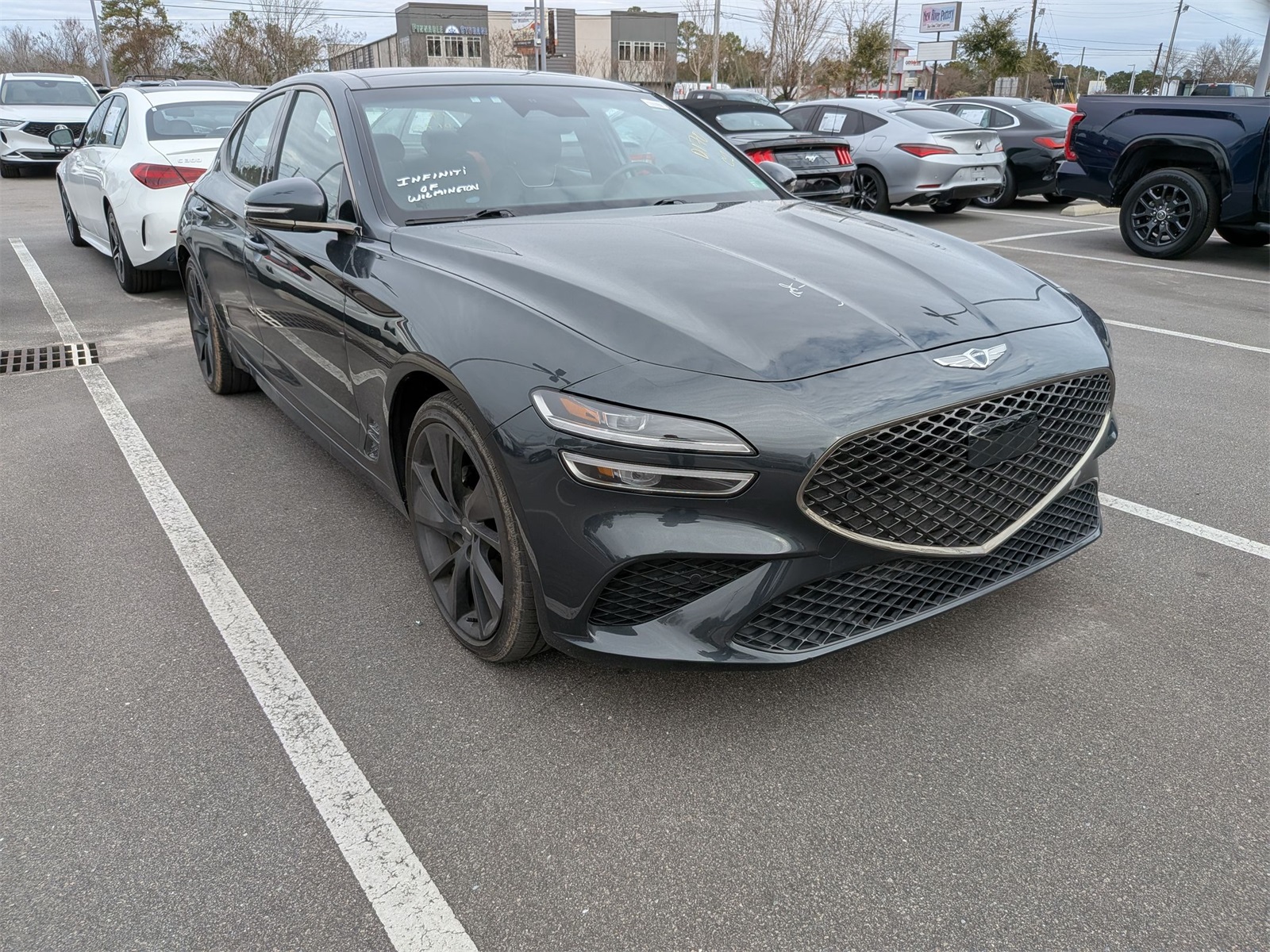 2023 Genesis G70 2.0T RWD