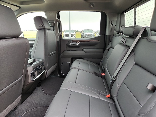 New Car 2025 Gmc Sierra 1500  Slt For Sale In Plainview, Texas