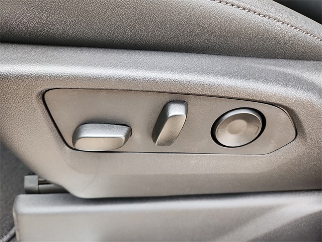 New Car 2025 Gmc Sierra 1500  Slt For Sale In Plainview, Texas
