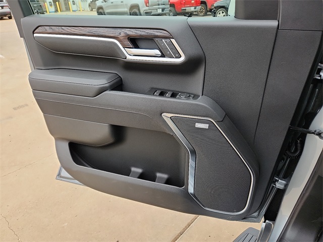 New Car 2025 Gmc Sierra 1500  Slt For Sale In Plainview, Texas