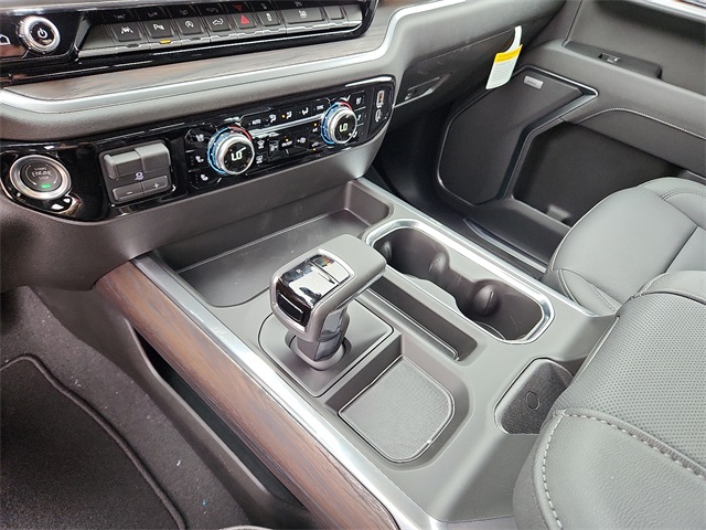 New Car 2025 Gmc Sierra 1500  Slt For Sale In Plainview, Texas