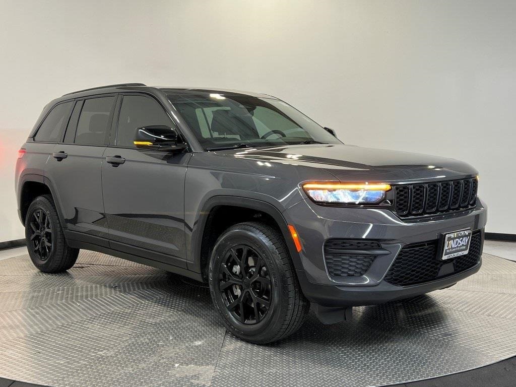 2024 Jeep Grand Cherokee Altitude 4WD