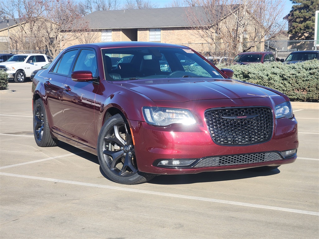 2023 Chrysler 300 S V6 RWD
