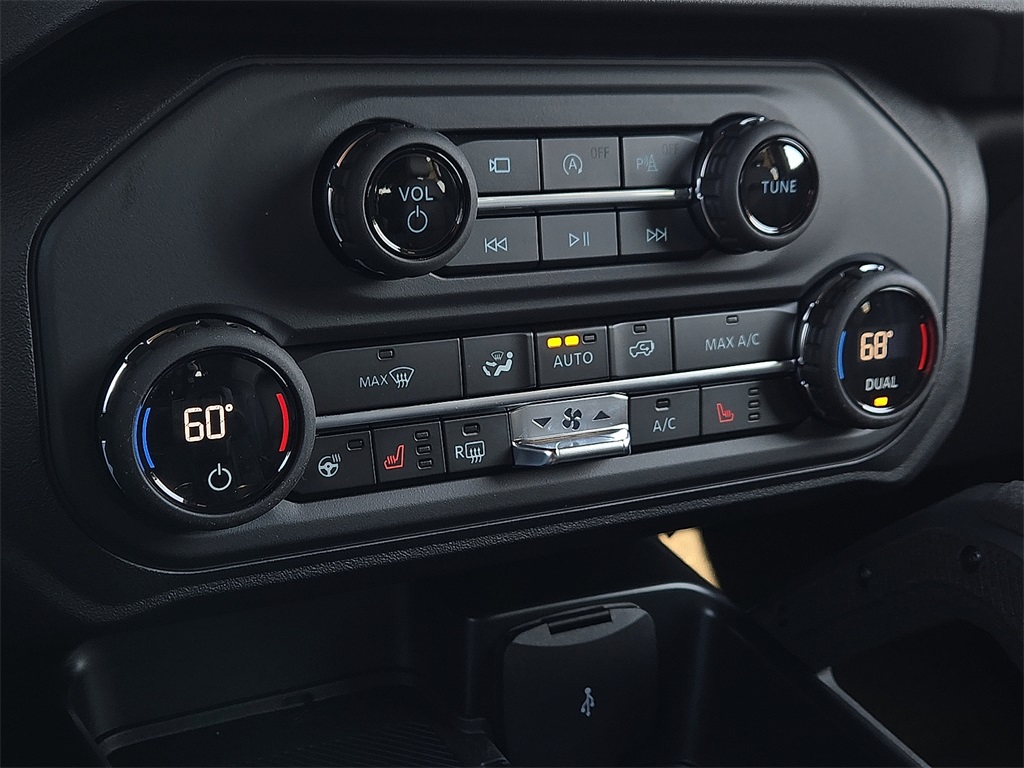 New 2025 Ford Bronco For Sale in Farmington, AR