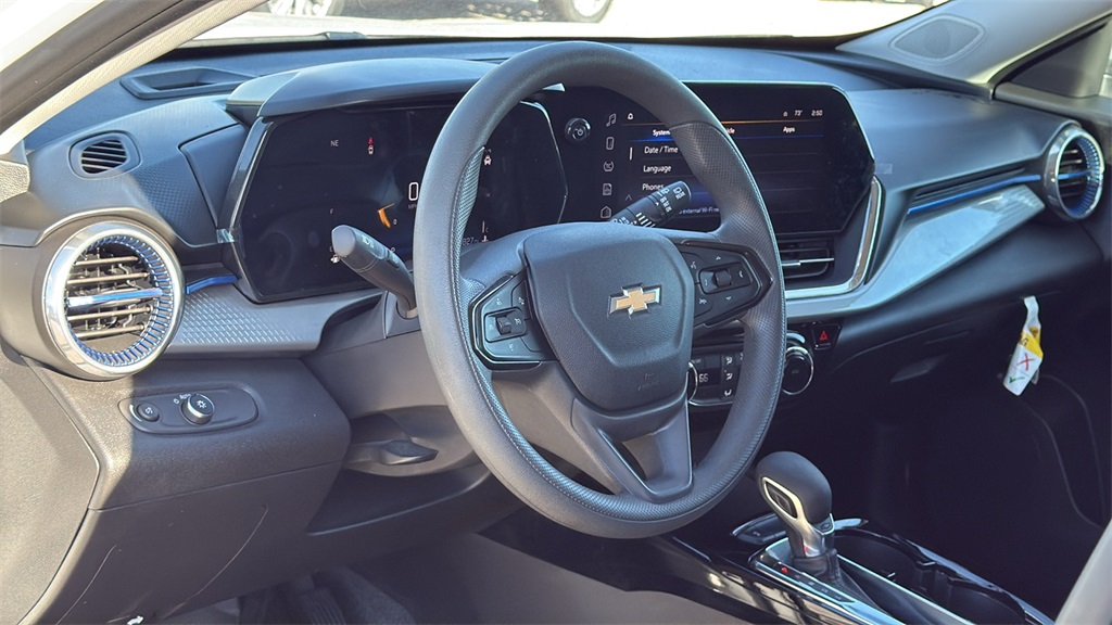 2024 Chevrolet Trax LT - 7
