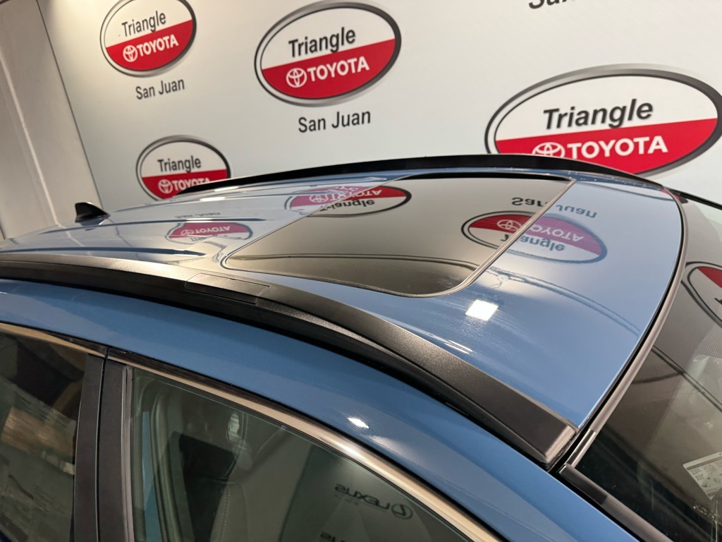 Thumbnail: 2026 Toyota Corolla Cross - 10