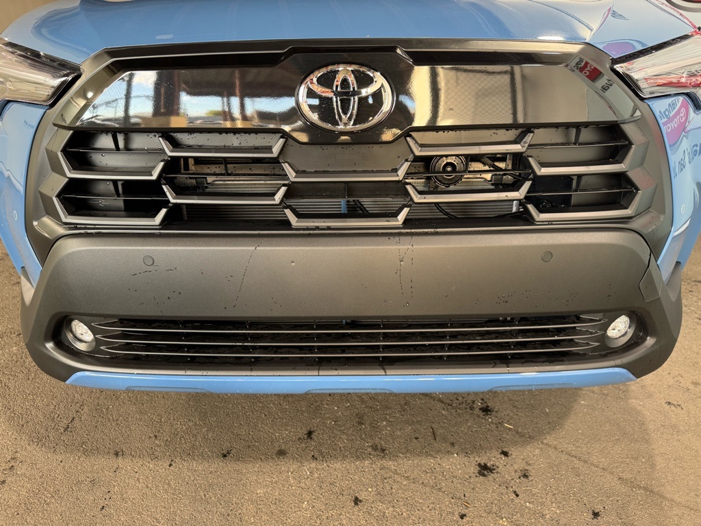 Thumbnail: 2026 Toyota Corolla Cross - 12