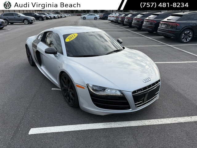 2011 Audi R8 5.2 quattro Coupe AWD