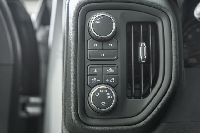 ChevroletSilverado 2500HD43