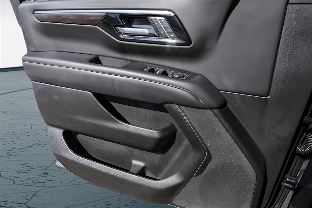 Used Car 2025 Chevrolet Tahoe  Z71 For Sale Under $70,000 In Austin, Texas